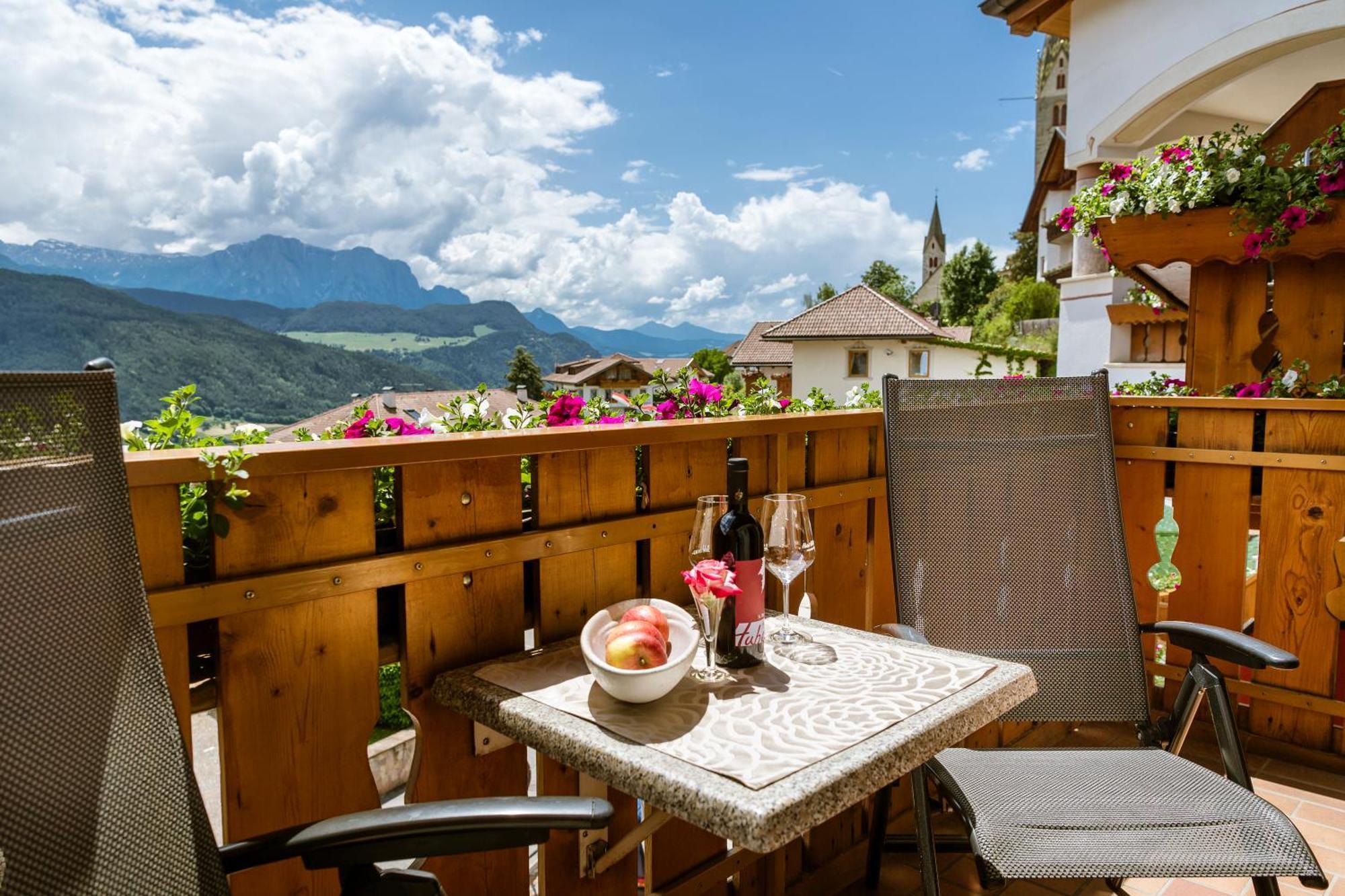 Aktiv & Relax Hotel Hubertus Villandro Exterior photo