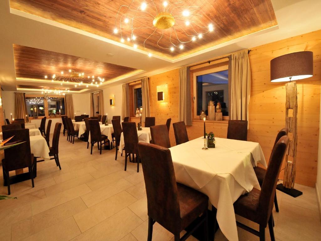 Aktiv & Relax Hotel Hubertus Villandro Exterior photo