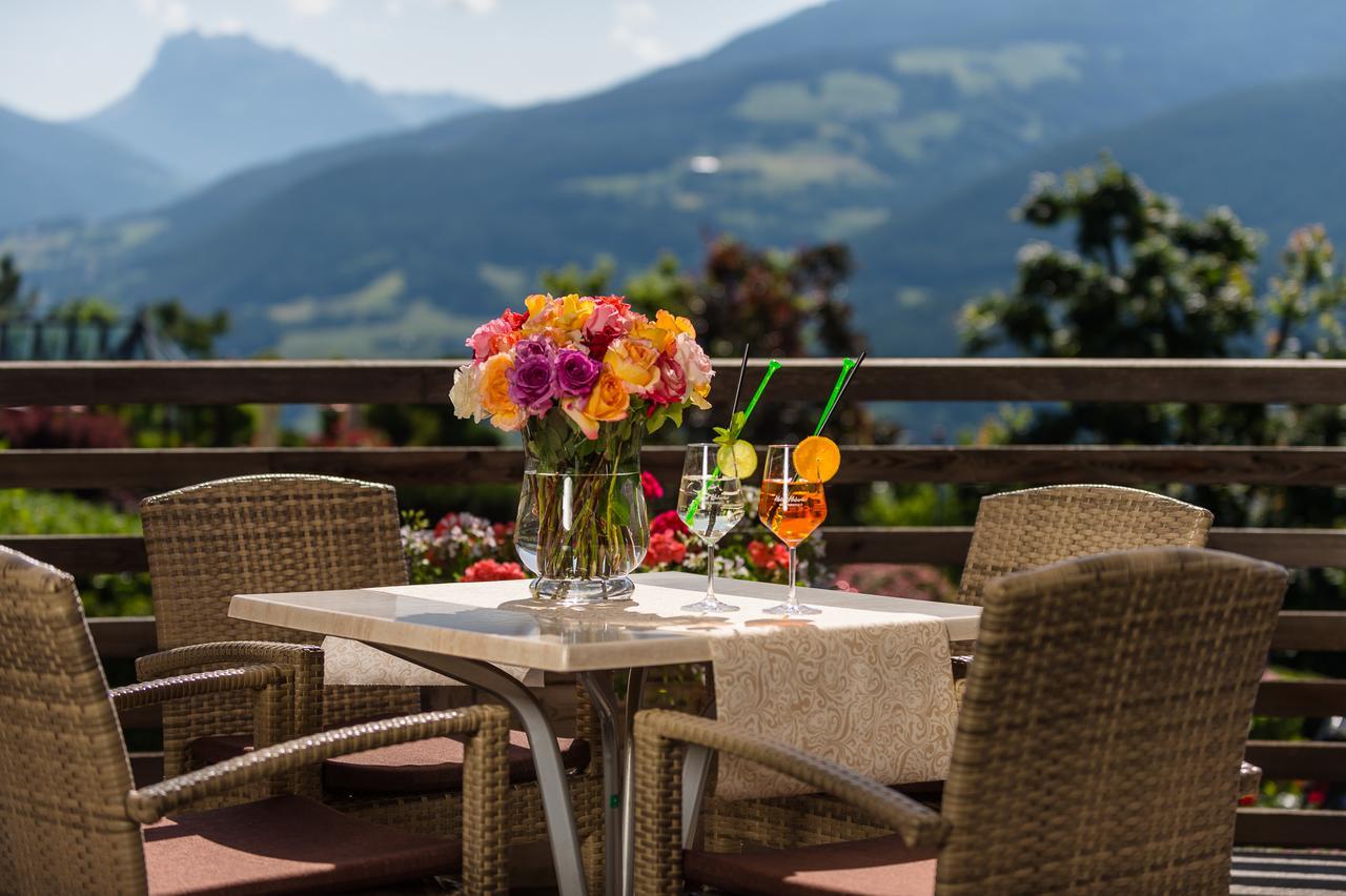 Aktiv & Relax Hotel Hubertus Villandro Exterior photo